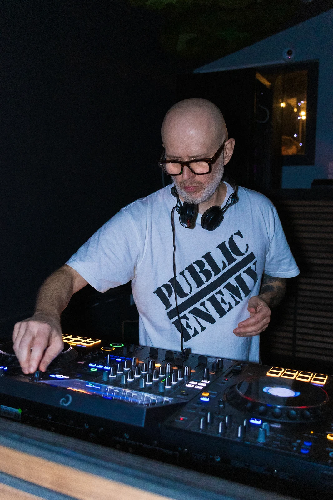 DJ at the Toulouse Kigs launch night